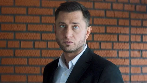 Жизнь по вызову 1 сезон