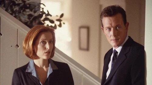 Секретные материалы 8 сезон 5 серия — кадр